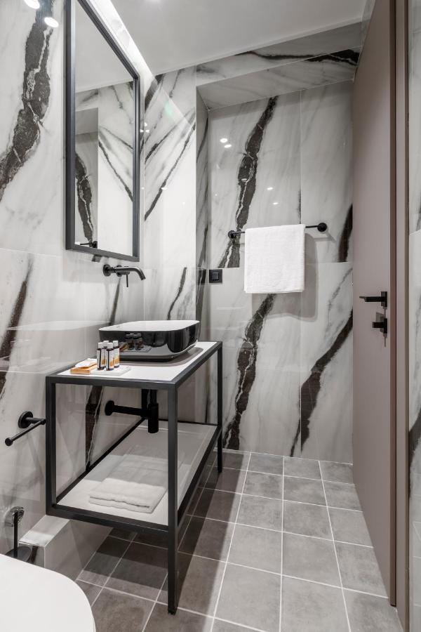 Ermou 40 Suites Афины Экстерьер фото