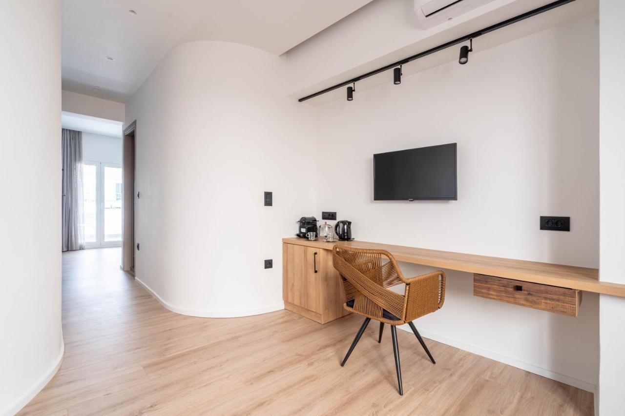 Ermou 40 Suites Афины Экстерьер фото
